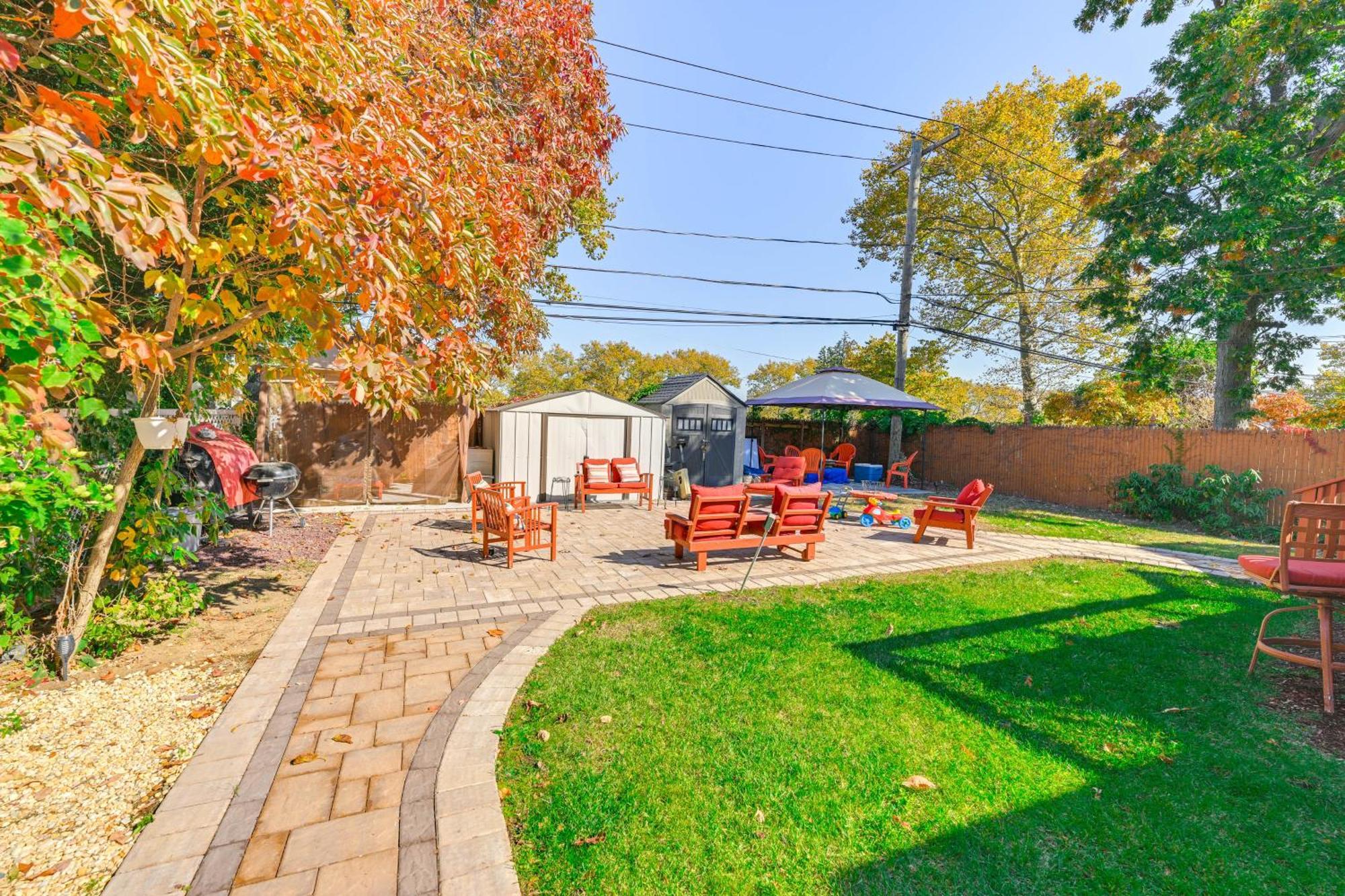 Central Elmont Studio With Great Outdoor Space! Kültér fotó